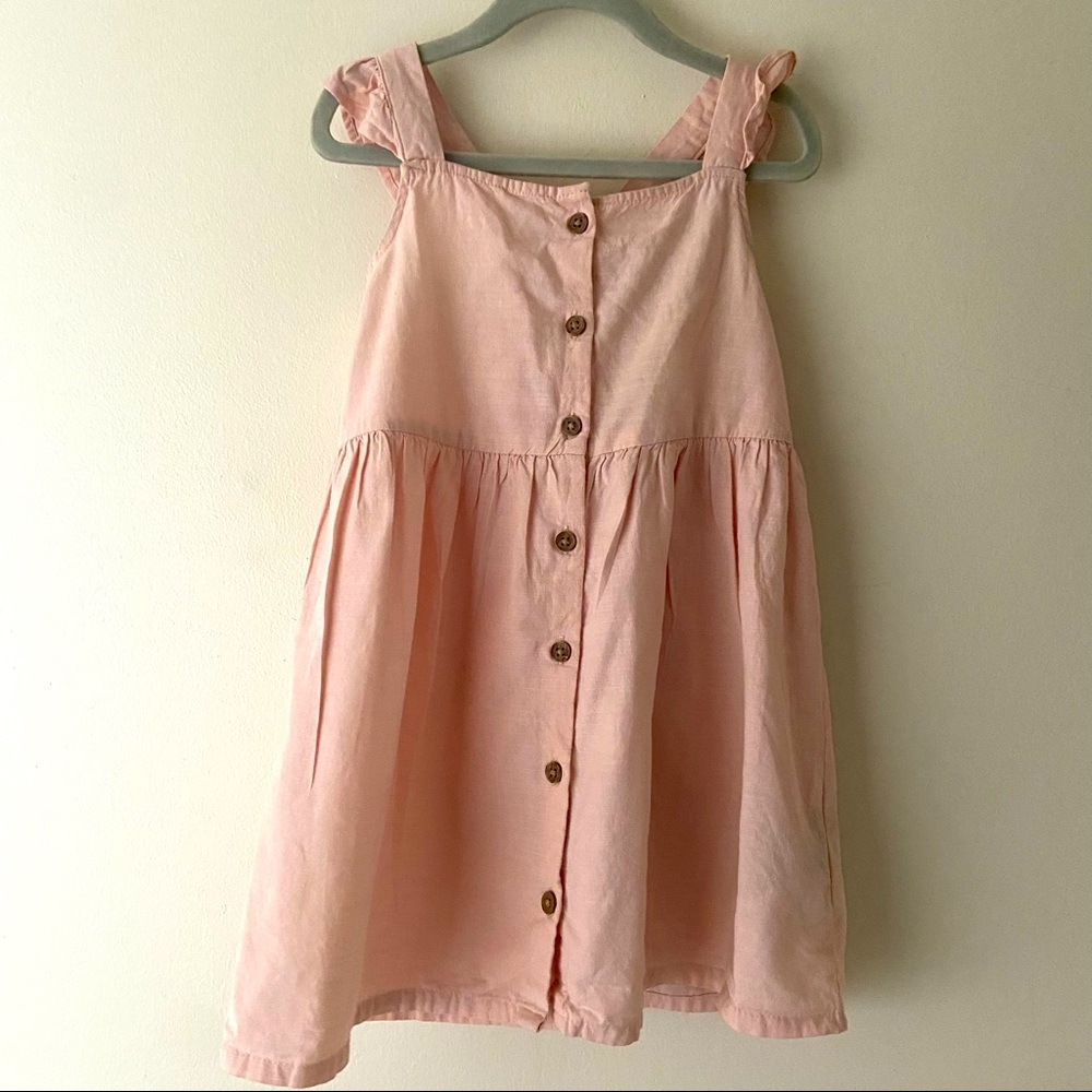 H&M girls light pink dress in size 3-4 with wooden buttons